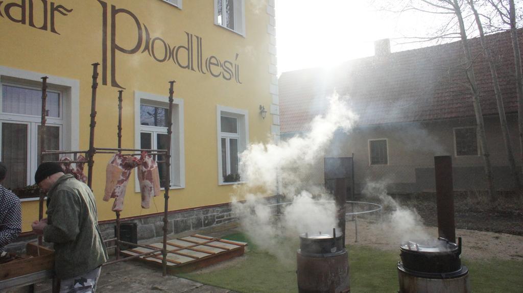 Penzion Pivovar Podlesi Příbram 外观 照片